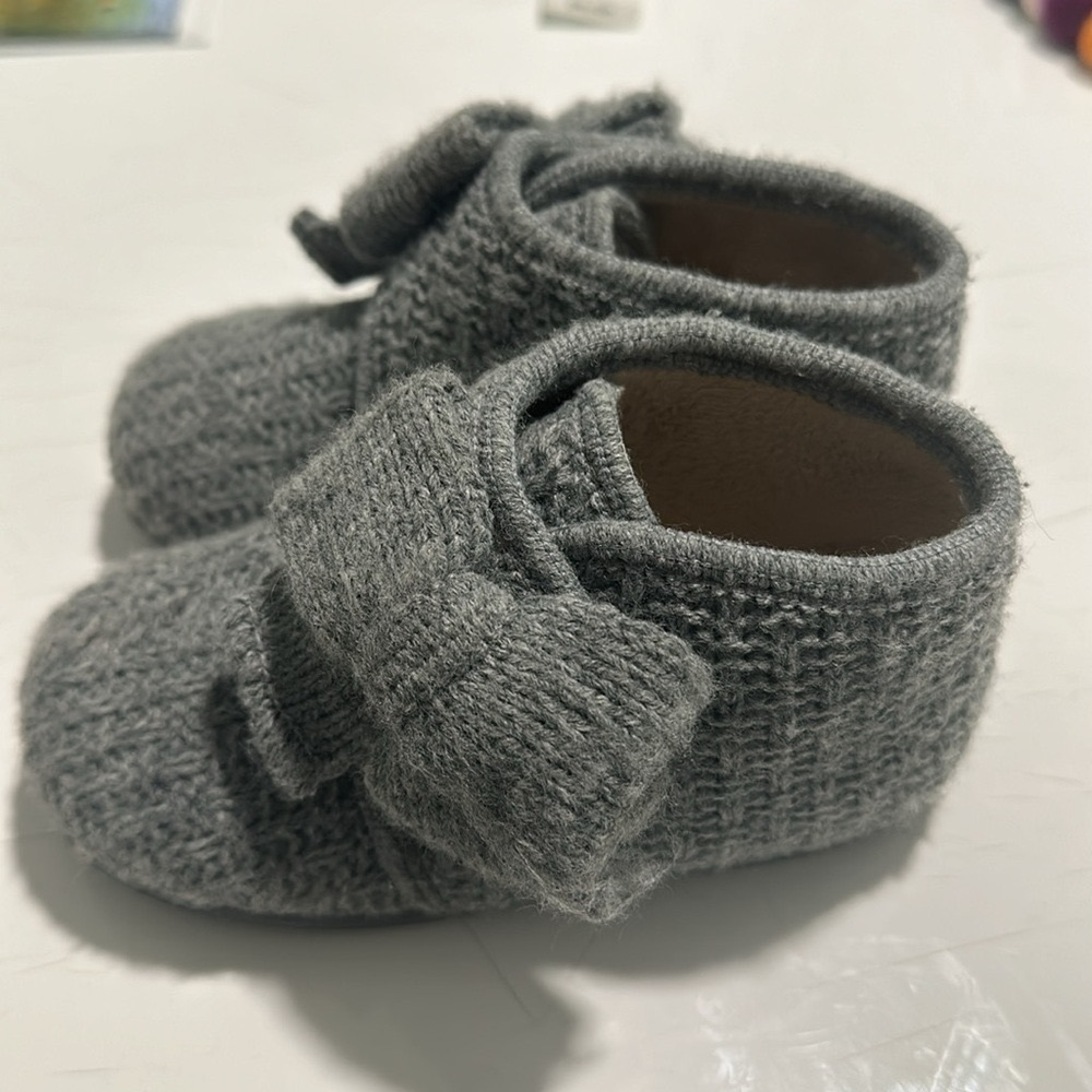 Vulpeques Children’s Gray Wool Shoes Sz 9